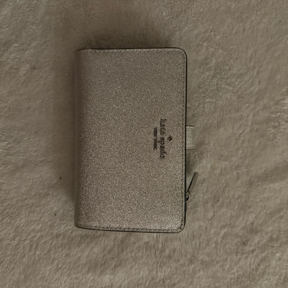 Kate Spade Silver Wallet
